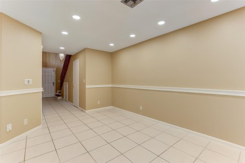 Touwnhouse à vendre à Deerfield Beach, Floride: 2 chambres, 120.77 m2 № 1031648 - photo 18