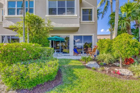 Touwnhouse à vendre à Palm Beach Gardens, Floride: 3 chambres, 158.86 m2 № 1031605 - photo 18