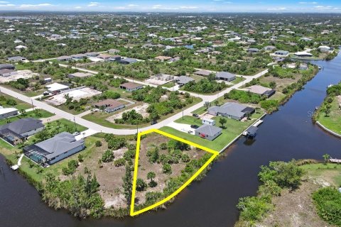 Terreno en venta en Port Charlotte, Florida № 1248797 - foto 8