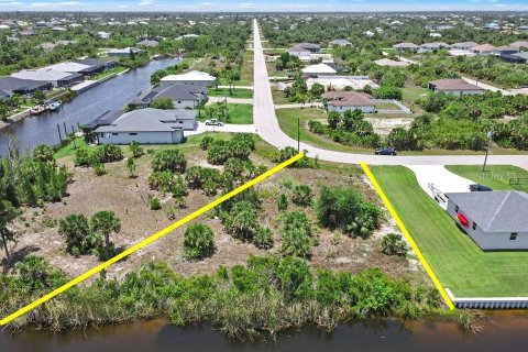 Terreno en venta en Port Charlotte, Florida № 1248797 - foto 7