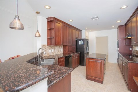 Condominio en venta en Orlando, Florida, 3 dormitorios, 236.81 m2 № 1022968 - foto 16