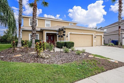 Casa en venta en Land O' Lakes, Florida, 5 dormitorios, 298.03 m2 № 1387476 - foto 8