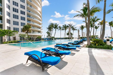 Condominio en venta en Riviera Beach, Florida, 2 dormitorios, 196.49 m2 № 1227016 - foto 15