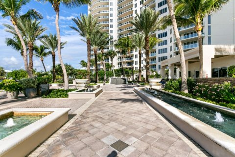 Condominio en venta en Riviera Beach, Florida, 2 dormitorios, 196.49 m2 № 1227016 - foto 6