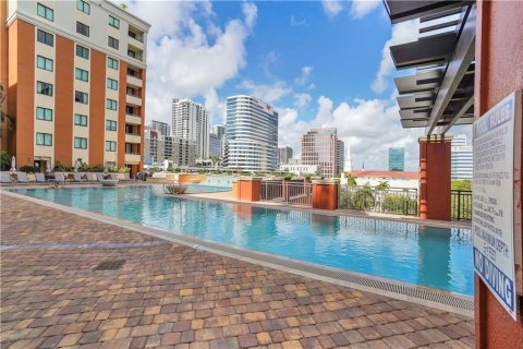 Condominio en venta en Fort Lauderdale, Florida, 3 dormitorios, 141.03 m2 № 1225912 - foto 3