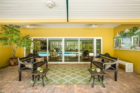 Casa en venta en Pinecrest, Florida, 5 dormitorios, 338.44 m2 № 1096991 - foto 30
