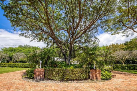 Villa ou maison à vendre à Pinecrest, Floride: 5 chambres, 338.44 m2 № 1096991 - photo 26