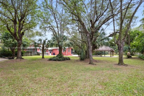 Купить земельный участок в Пальметто-Бей, Флорида № 1021630 - фото 10