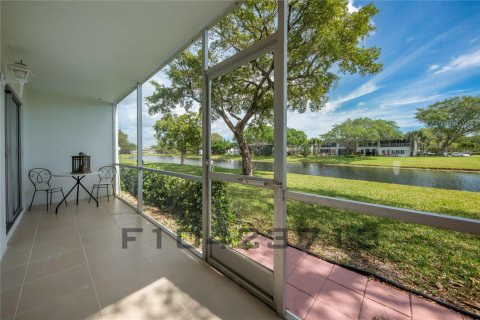 Copropriété à vendre à Deerfield Beach, Floride: 2 chambres № 1018119 - photo 19