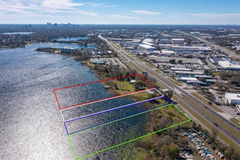 Propiedad comercial en venta en Orlando, Florida, 116.22 m2 № 1392520 - foto 2