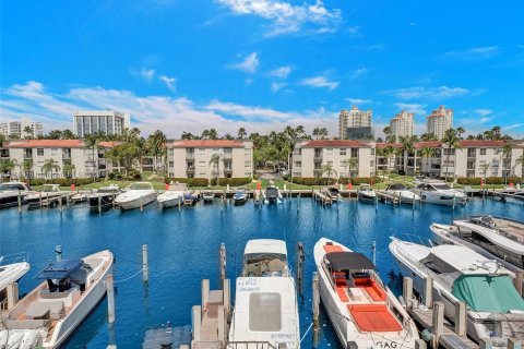 Condo in Aventura, Florida, 3 bedrooms  № 1073147 - photo 2