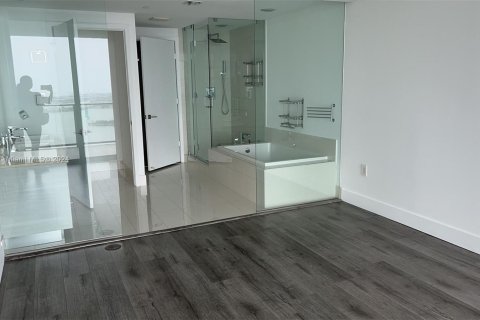 Copropriété à vendre à Miami, Floride: 2 chambres, 106.93 m2 № 1268917 - photo 5