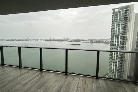 Copropriété à vendre à Miami, Floride: 2 chambres, 106.93 m2 № 1268917 - photo 1