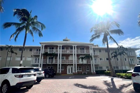 Copropriété à vendre à Hillsboro Beach, Floride: 2 chambres, 83.61 m2 № 1398115 - photo 22