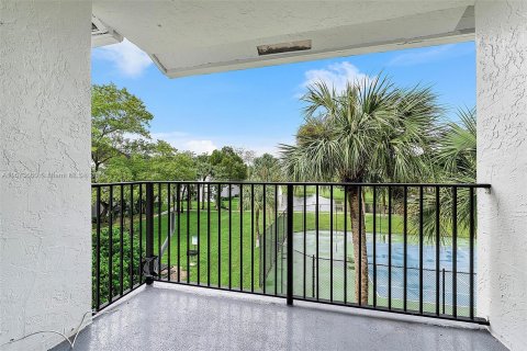 Condominio en venta en Coral Springs, Florida, 2 dormitorios, 91.6 m2 № 1398116 - foto 26