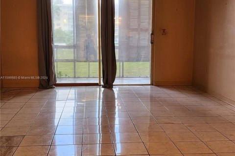 Copropriété à vendre à Aventura, Floride: 1 chambre, 70.88 m2 № 1222139 - photo 7