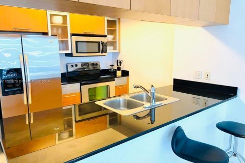 Condominio en venta en Miami, Florida, 1 dormitorio, 76.64 m2 № 1222053 - foto 11