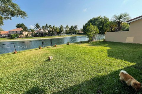 Casa en venta en Boca Raton, Florida, 5 dormitorios, 276.48 m2 № 1375580 - foto 21