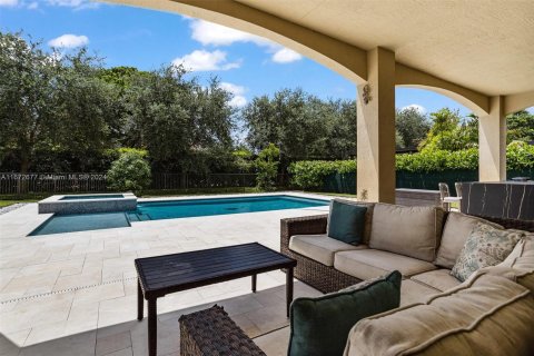 Casa en alquiler en Cooper City, Florida, 5 dormitorios, 362.13 m2 № 1396248 - foto 5