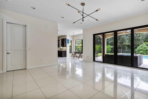 Casa en alquiler en Cooper City, Florida, 5 dormitorios, 362.13 m2 № 1396248 - foto 8