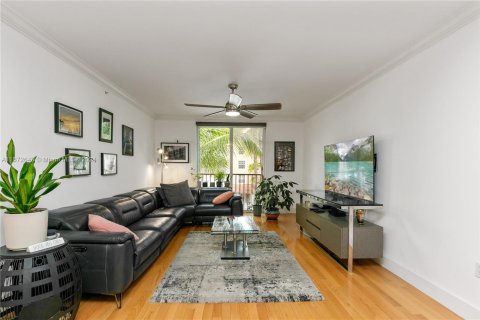 Condominio en venta en Hollywood, Florida, 2 dormitorios, 104.14 m2 № 1396247 - foto 1