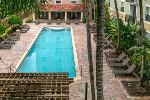 Condominio en venta en Hollywood, Florida, 2 dormitorios, 104.14 m2 № 1396247 - foto 25