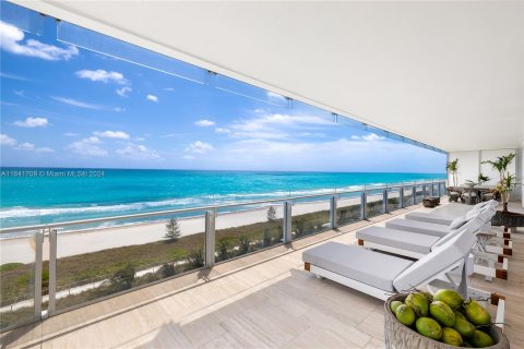 Condominio en venta en Surfside, Florida, 4 dormitorios, 494.33 m2 № 1320963 - foto 3