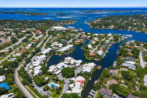 Condo in Stuart, Florida, 2 bedrooms  № 1033716 - photo 2