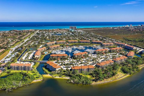 Condo in Jupiter, Florida, 2 bedrooms  № 1093261 - photo 2