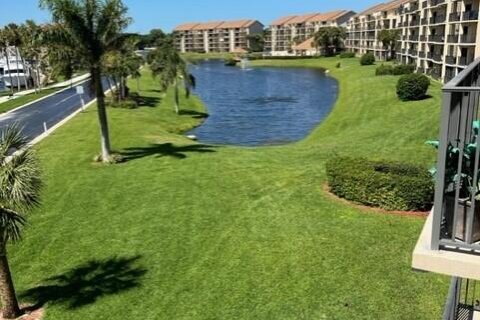 Condo in Jupiter, Florida, 2 bedrooms  № 1093261 - photo 14