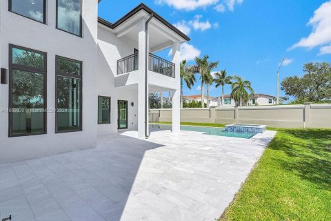 Casa en venta en Hollywood, Florida, 6 dormitorios, 442.59 m2 № 1387877 - foto 18