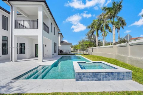 Casa en venta en Hollywood, Florida, 6 dormitorios, 442.59 m2 № 1387877 - foto 14