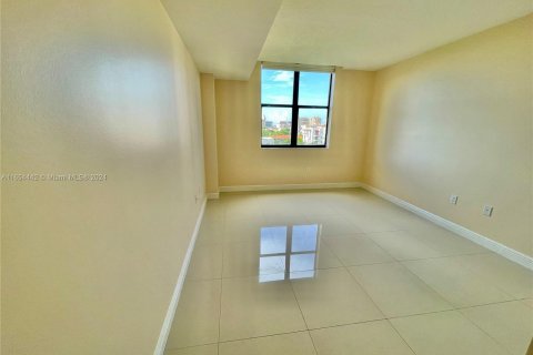 Condominio en venta en Coral Gables, Florida, 2 dormitorios, 100.33 m2 № 1352153 - foto 15