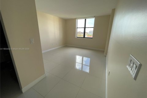 Condominio en venta en Coral Gables, Florida, 2 dormitorios, 100.33 m2 № 1352153 - foto 11