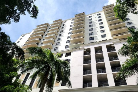 Condominio en venta en Coral Gables, Florida, 2 dormitorios, 100.33 m2 № 1352153 - foto 1