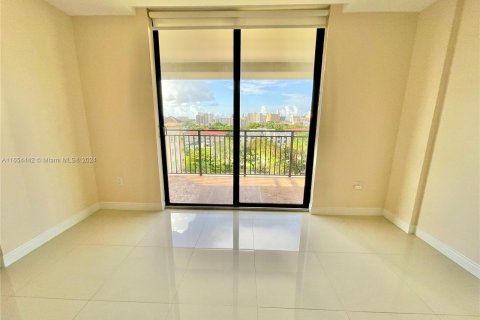 Condominio en venta en Coral Gables, Florida, 2 dormitorios, 100.33 m2 № 1352153 - foto 5