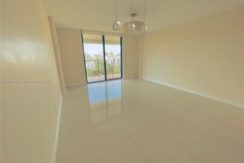 Condominio en venta en Coral Gables, Florida, 2 dormitorios, 100.33 m2 № 1352153 - foto 4