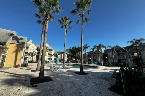 Condo in Orlando, Florida, 2 bedrooms  № 1400764 - photo 14