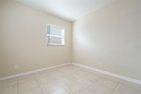 House in Tampa, Florida 3 bedrooms, 97.83 sq.m. № 1419221 - photo 28