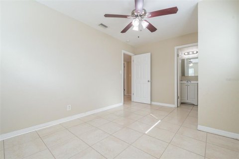 House in Tampa, Florida 3 bedrooms, 97.83 sq.m. № 1419221 - photo 27