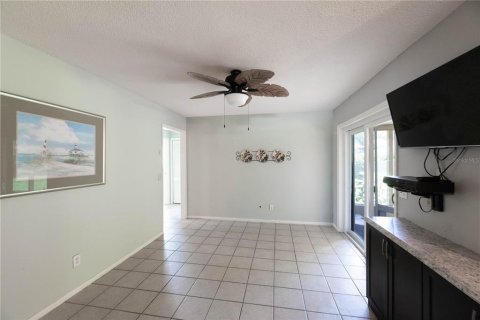 Casa en venta en DeLand, Florida, 4 dormitorios, 150.97 m2 № 1324407 - foto 14