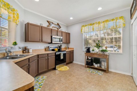 Townhouse in Tampa, Florida 2 bedrooms, 123.37 sq.m. № 1024787 - photo 15
