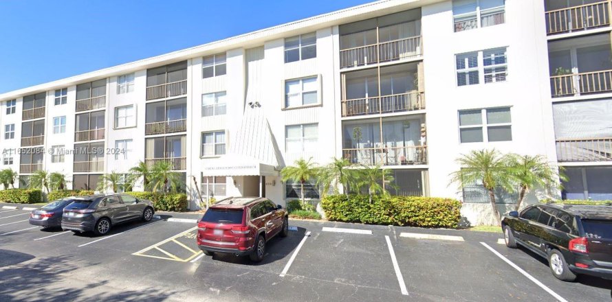 Condominio en Fort Lauderdale, Florida, 2 dormitorios  № 1345361