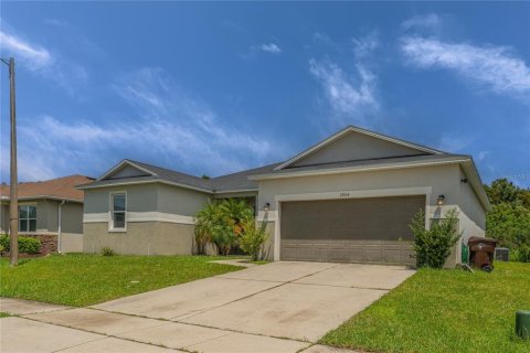 House in Kissimmee, Florida 4 bedrooms, 159.7 sq.m. № 1353653 - photo 2