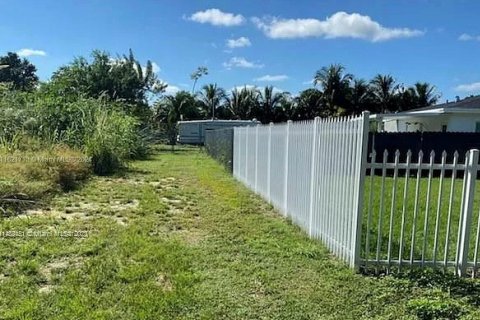 Terreno en venta en Miami, Florida № 1268730 - foto 1