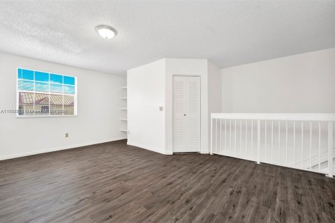 Copropriété à vendre à Hialeah, Floride: 1 chambre, 82.4 m2 № 1292216 - photo 10