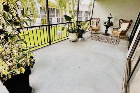 Townhouse in Plantation, Florida 2 bedrooms, 163.14 sq.m. № 1360496 - photo 23