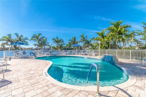 Copropriété à vendre à Fort Lauderdale, Floride: 2 chambres, 123.56 m2 № 1163121 - photo 8