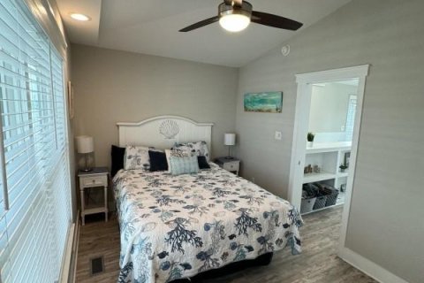 House in Marathon, Florida 2 bedrooms, 92.9 sq.m. № 1163078 - photo 30