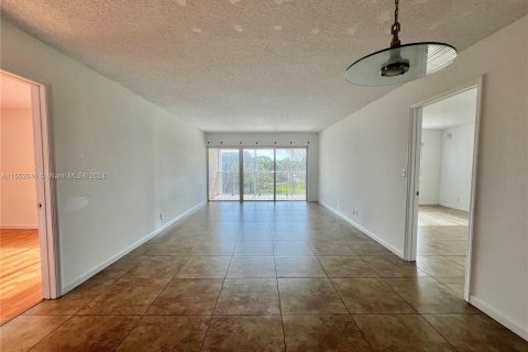Condominio en venta en Weston, Florida, 2 dormitorios, 102.75 m2 № 1072299 - foto 6